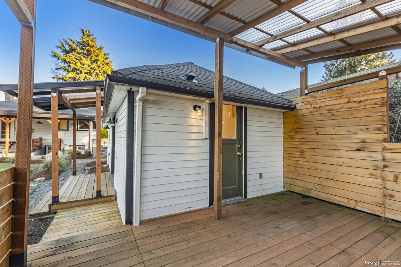 10231 1st Ave S #C - Photo 5 of 16