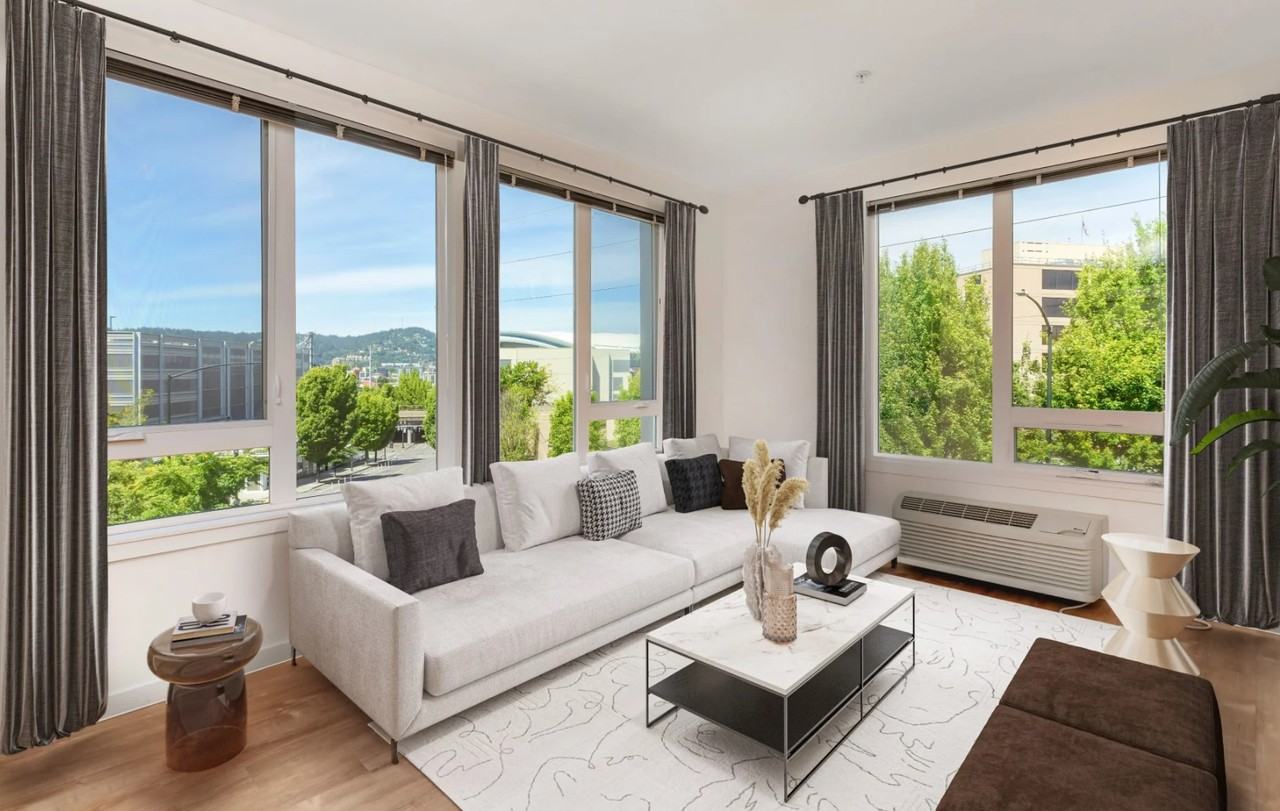 The Union - Photo 4 of 129