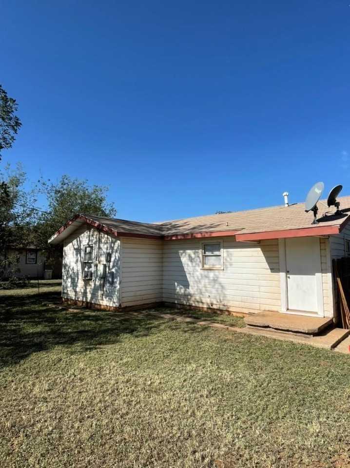 205 Rose - Photo 3 of 13