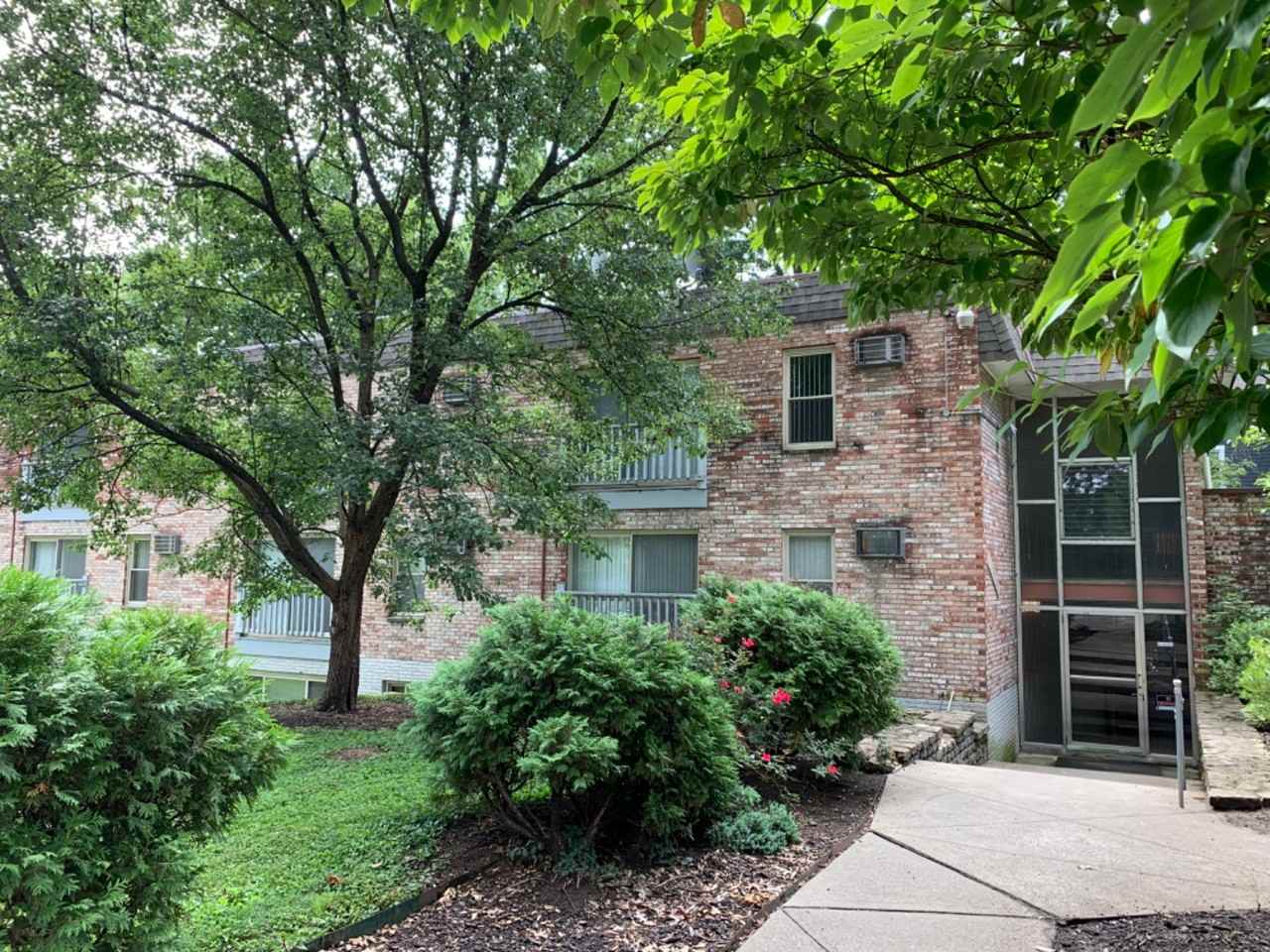 Erie Plaza - Photo 3 of 3