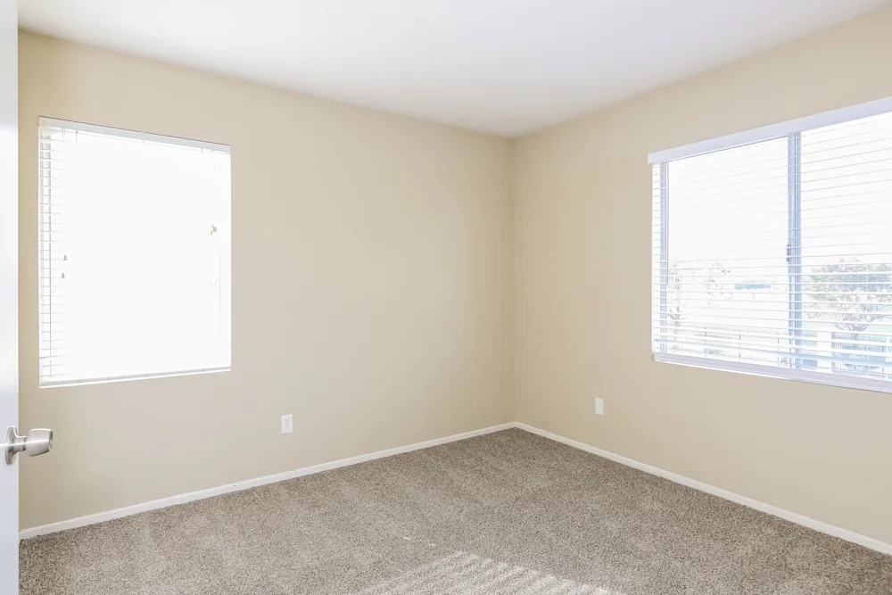 310 S Tryon St #NA - Photo 3 of 6