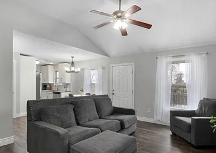 147 Hawthorn Ave #NA - Photo 2 of 8