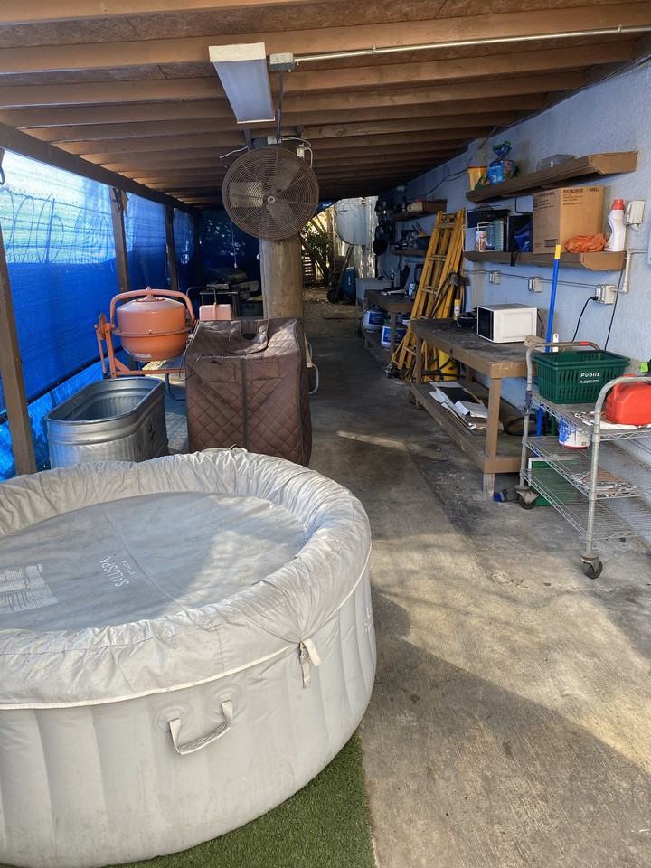 7066 Sw 4th St - Photo 7 of 12