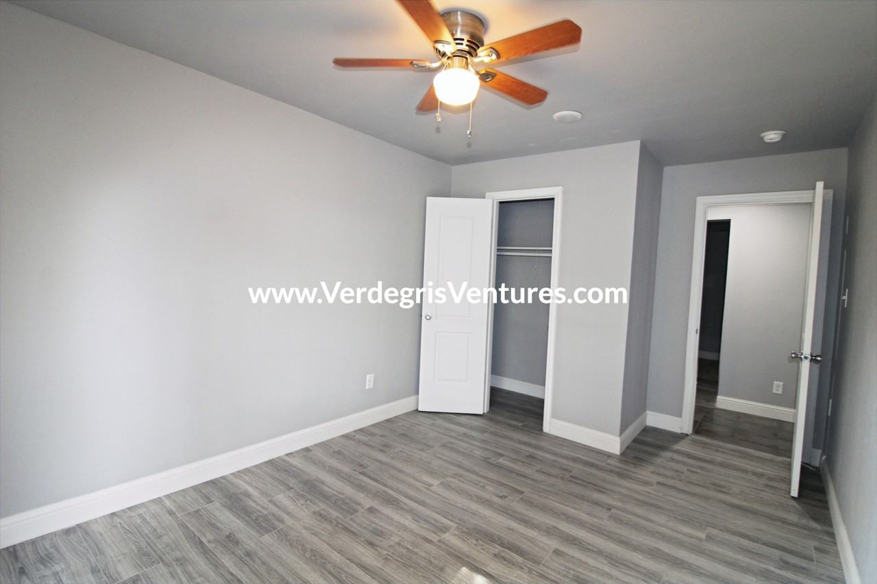 3420 Kenwood Ave #NA - Photo 5 of 25