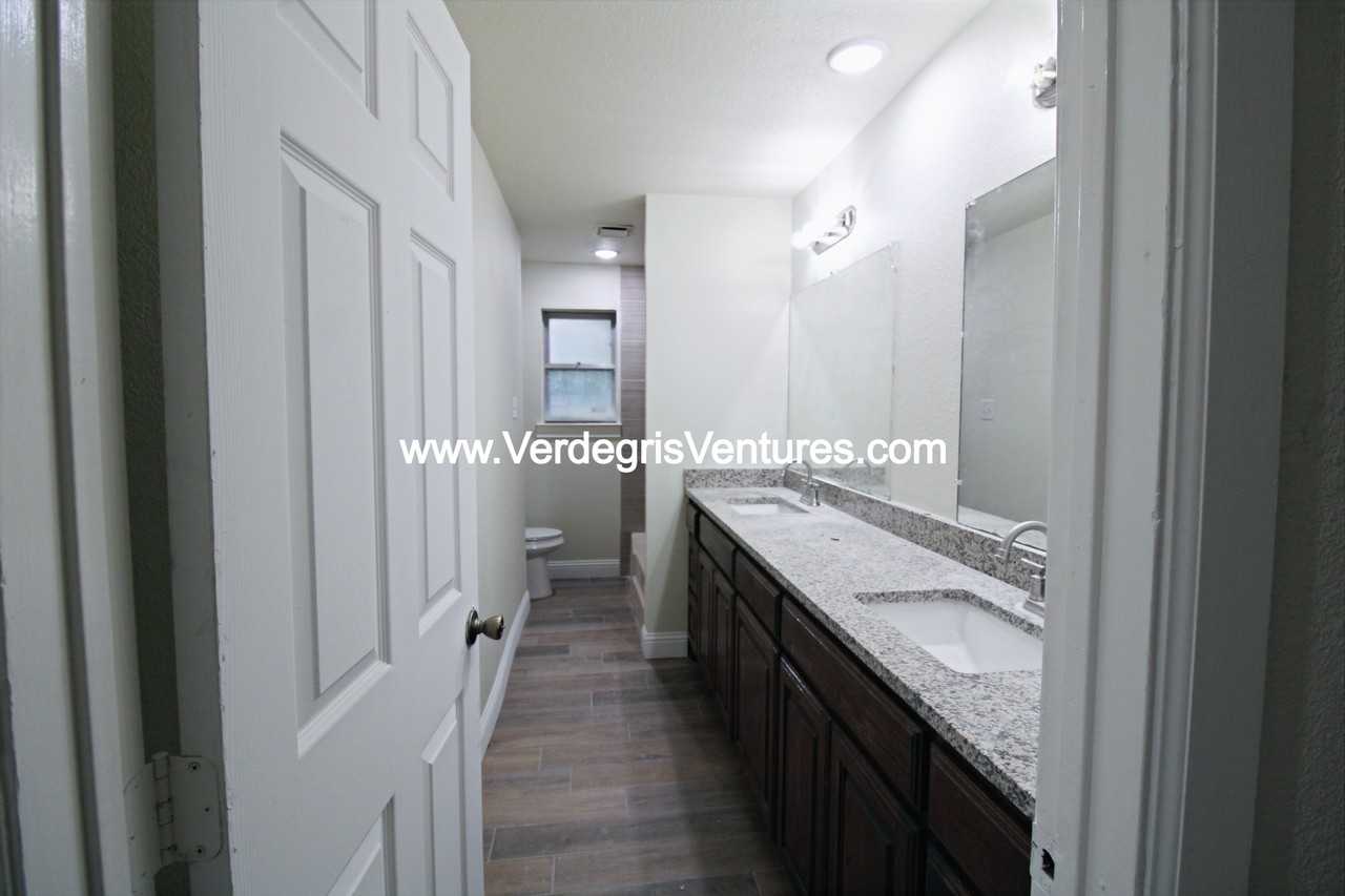 805 Kelley Dr #NA - Photo 3 of 15