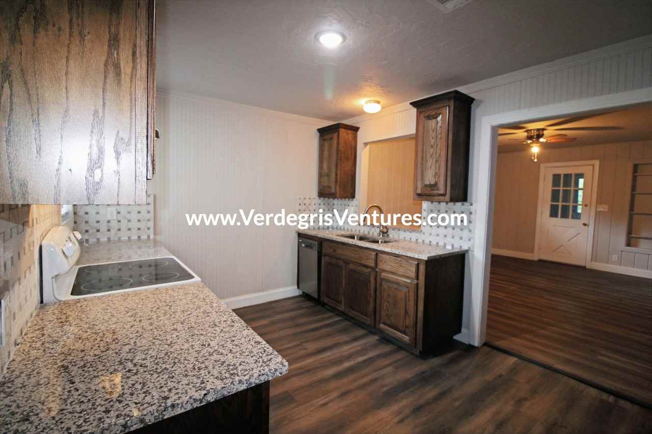 4904 Calmont Ave #NA - Photo 2 of 23