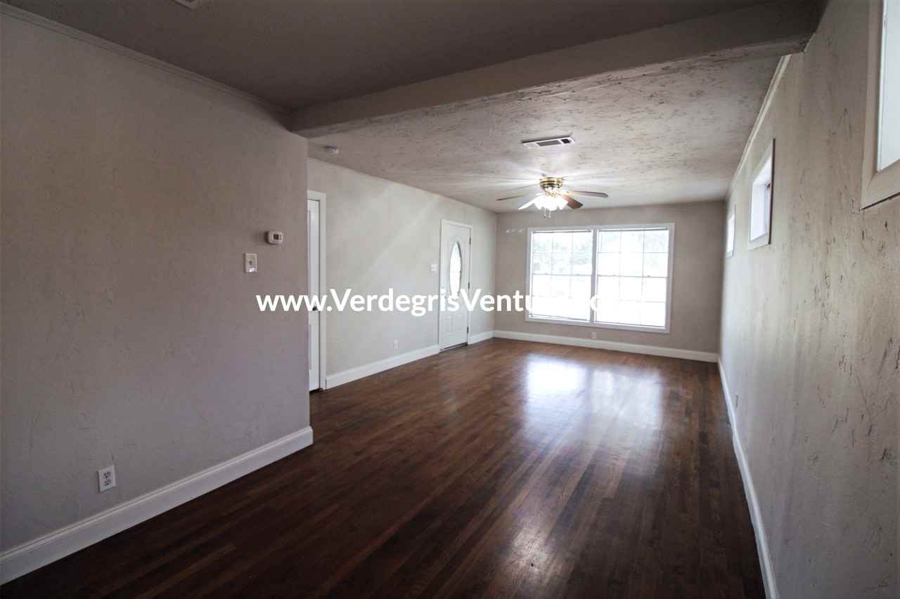 4904 Calmont Ave #NA - Photo 5 of 23