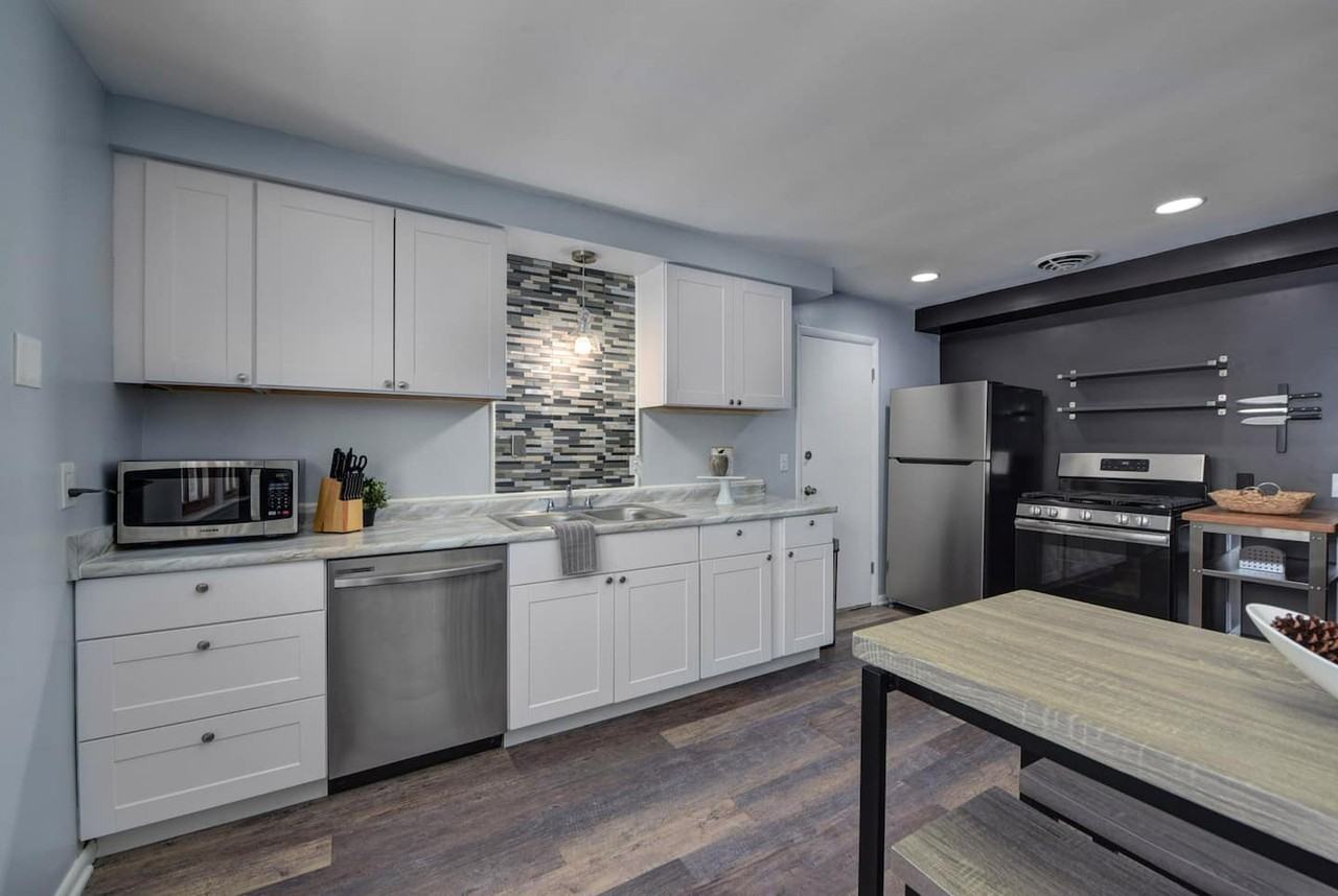 18033 Chagrin Blvd #2 - Photo 7 of 15