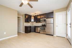 featured image of 203 1/2 6th St #11