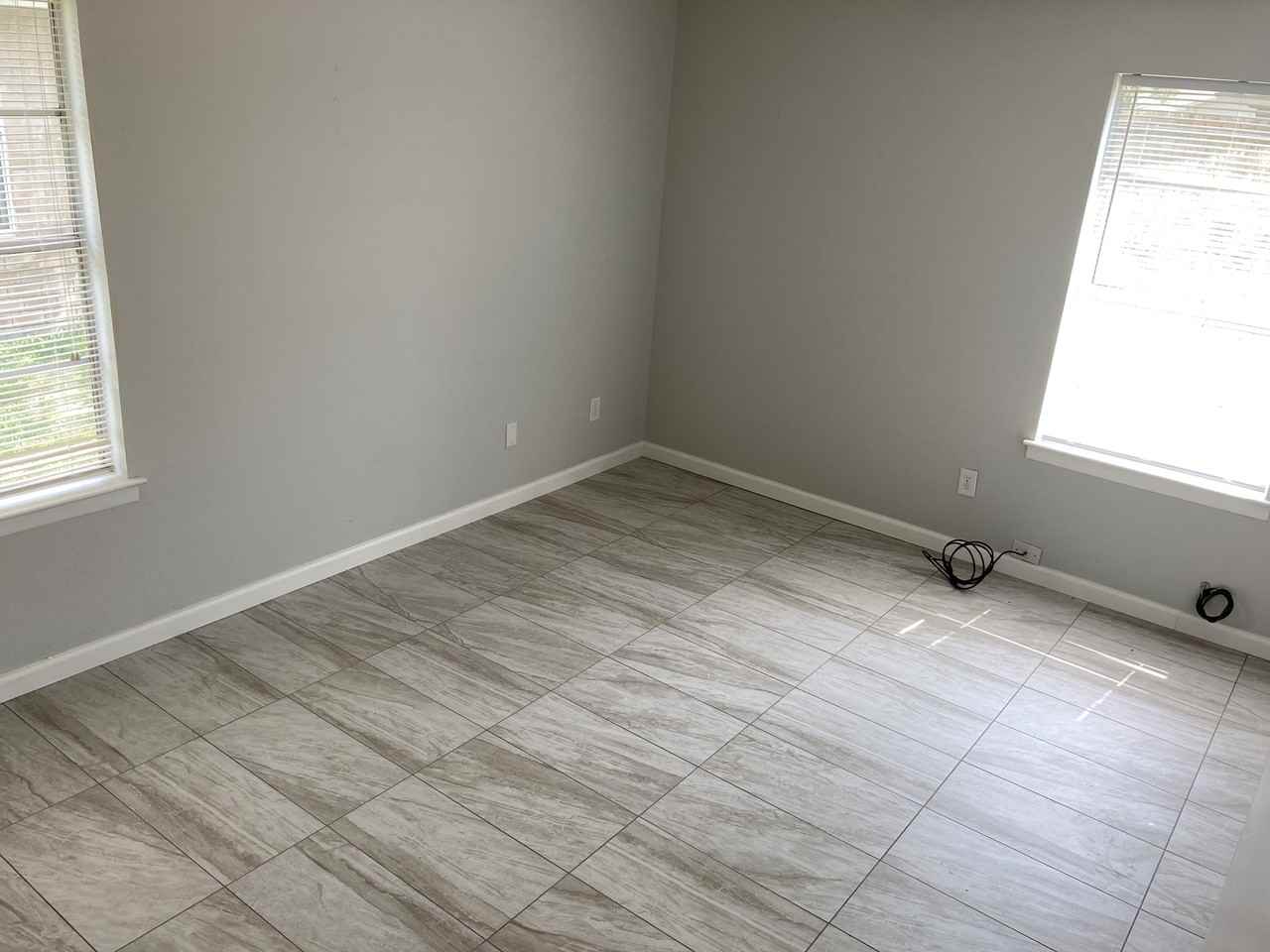 2114 Zephyr Cir #A - Photo 5 of 5