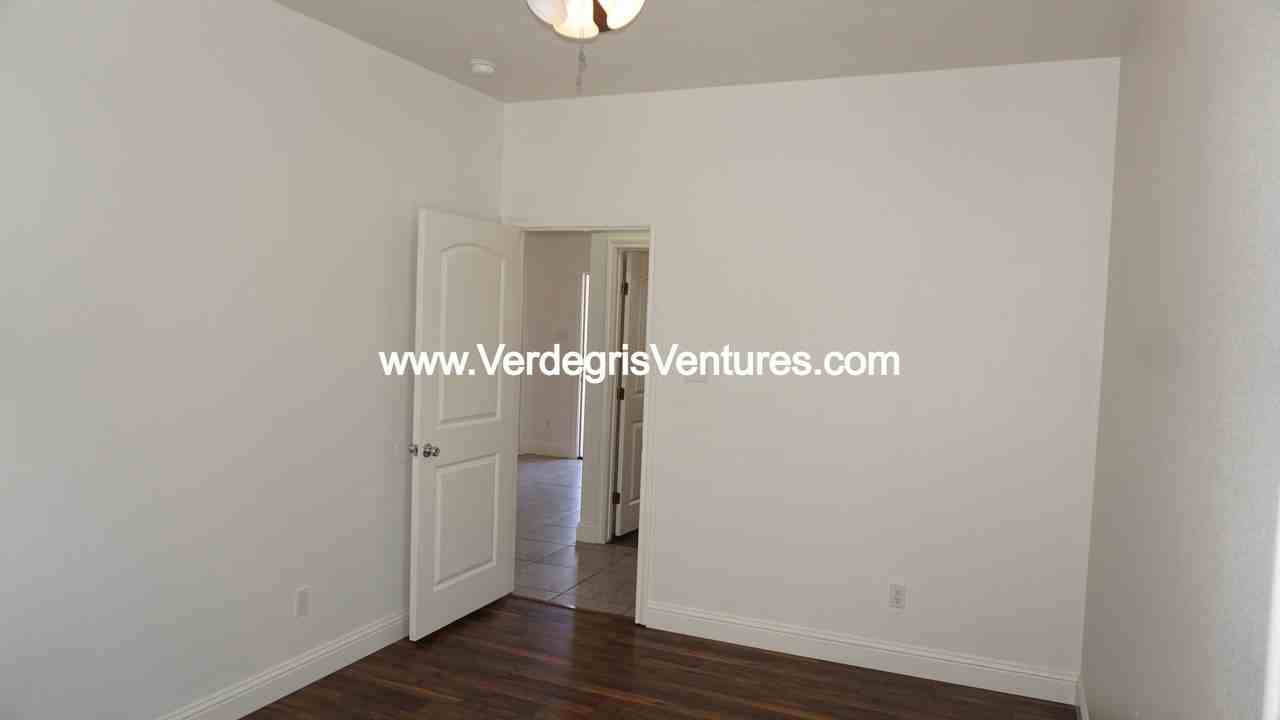 236 S Scott St #NA - Photo 7 of 12