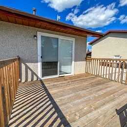 4406 45 Ave #1 - Photo 3 of 14