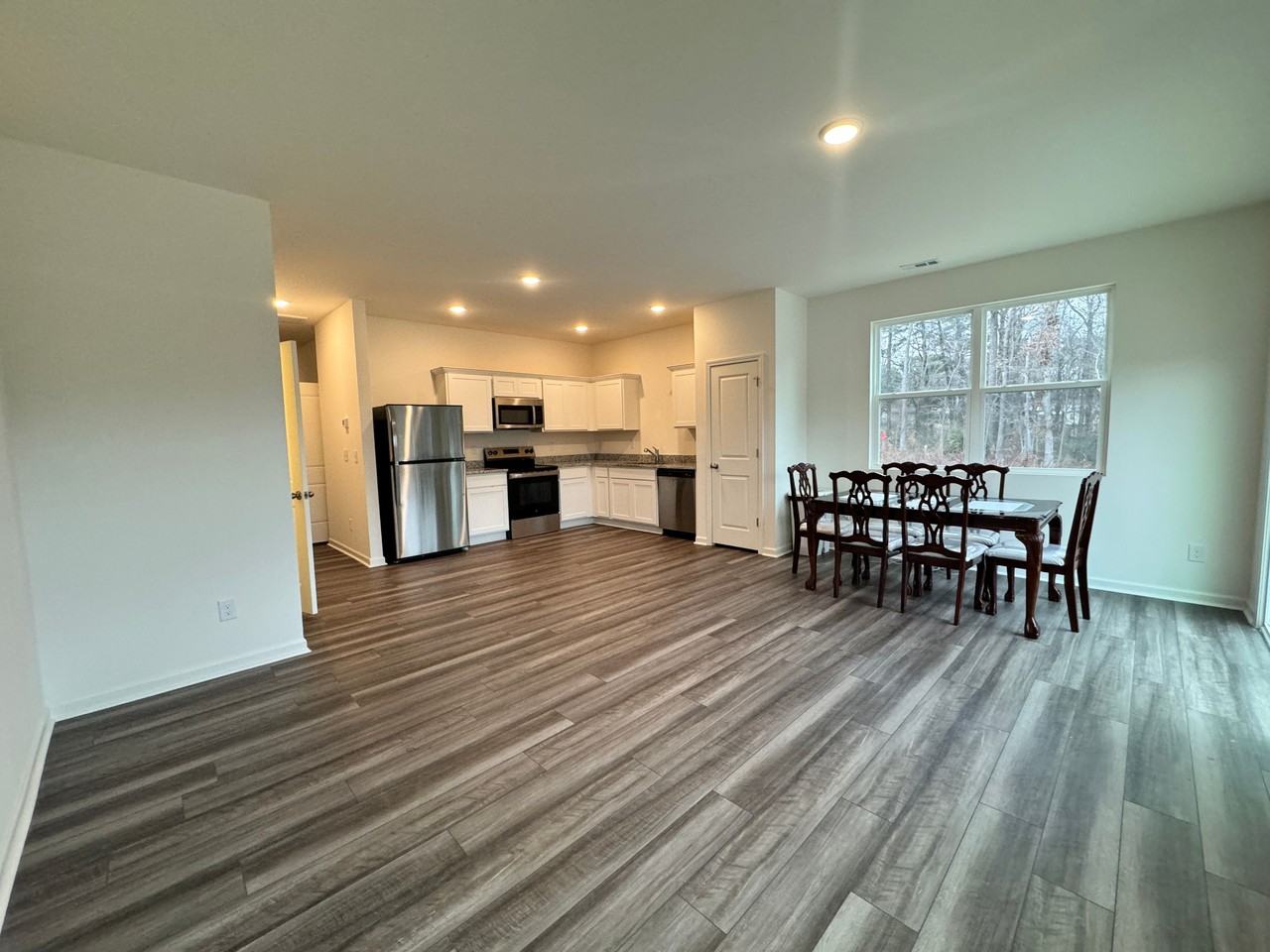 3101 Primo Drive - Photo 2 of 29