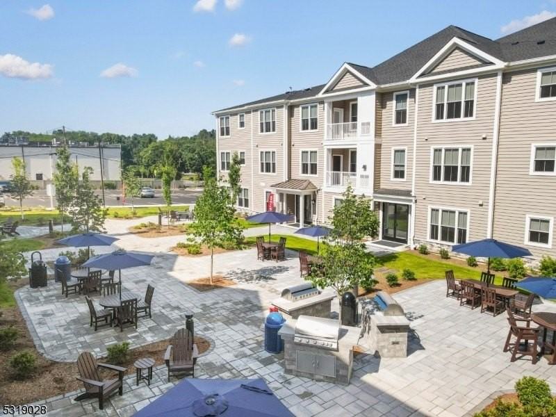 1377 US Route 206 #115 - Photo 3 of 5