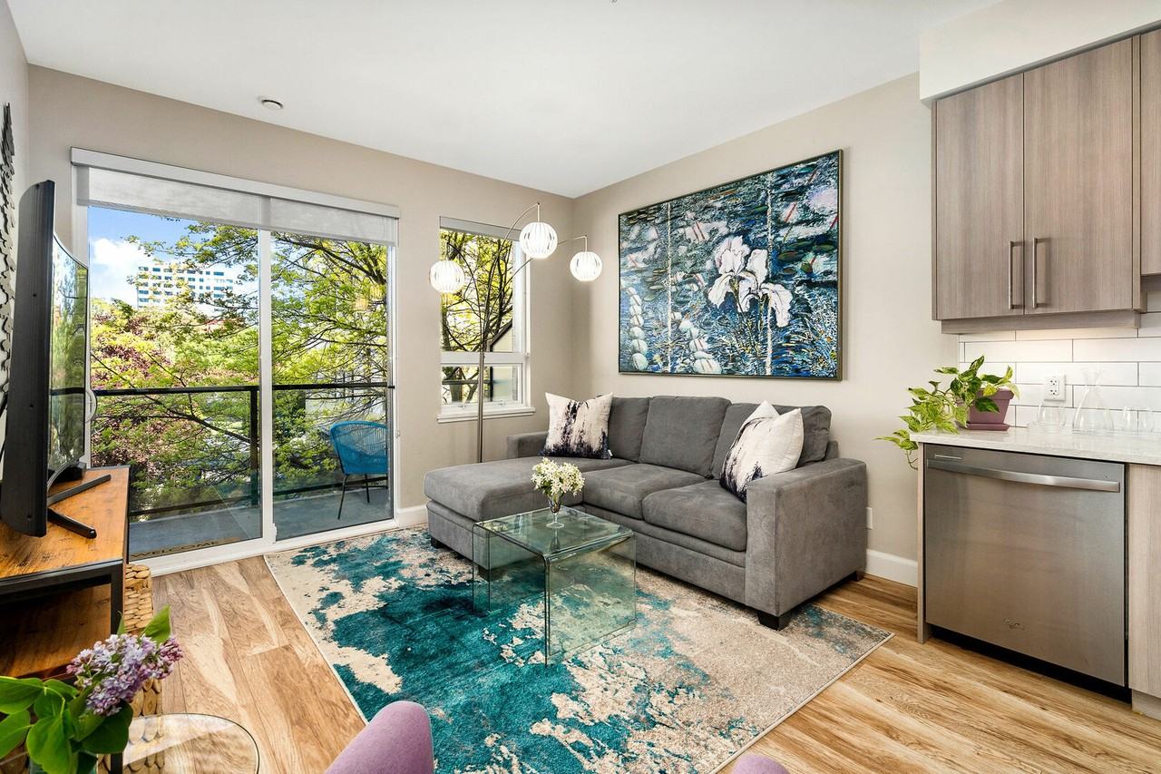 595 Pandora Aveunit 303 #303 - Photo 2 of 31