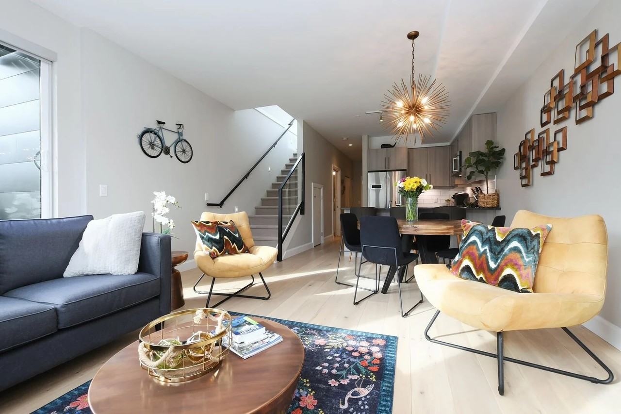 595 Pandora Aveunit 404 #404 - Photo 2 of 26