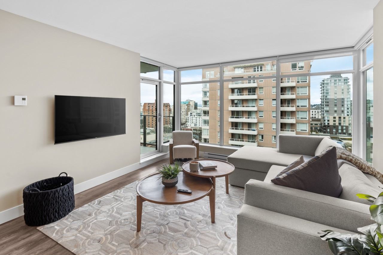 960 Yates Stunit 1105 #1105 - Photo 3 of 36