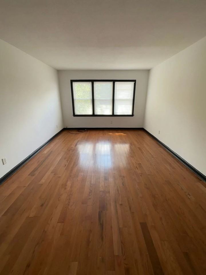 The Woods at Normaltown - Photo 4 of 6