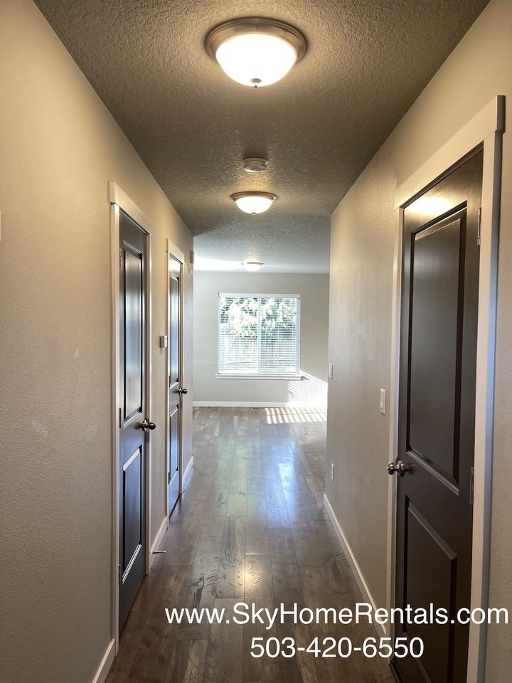 3534 Anchor Court Northeast - Photo 6 of 14