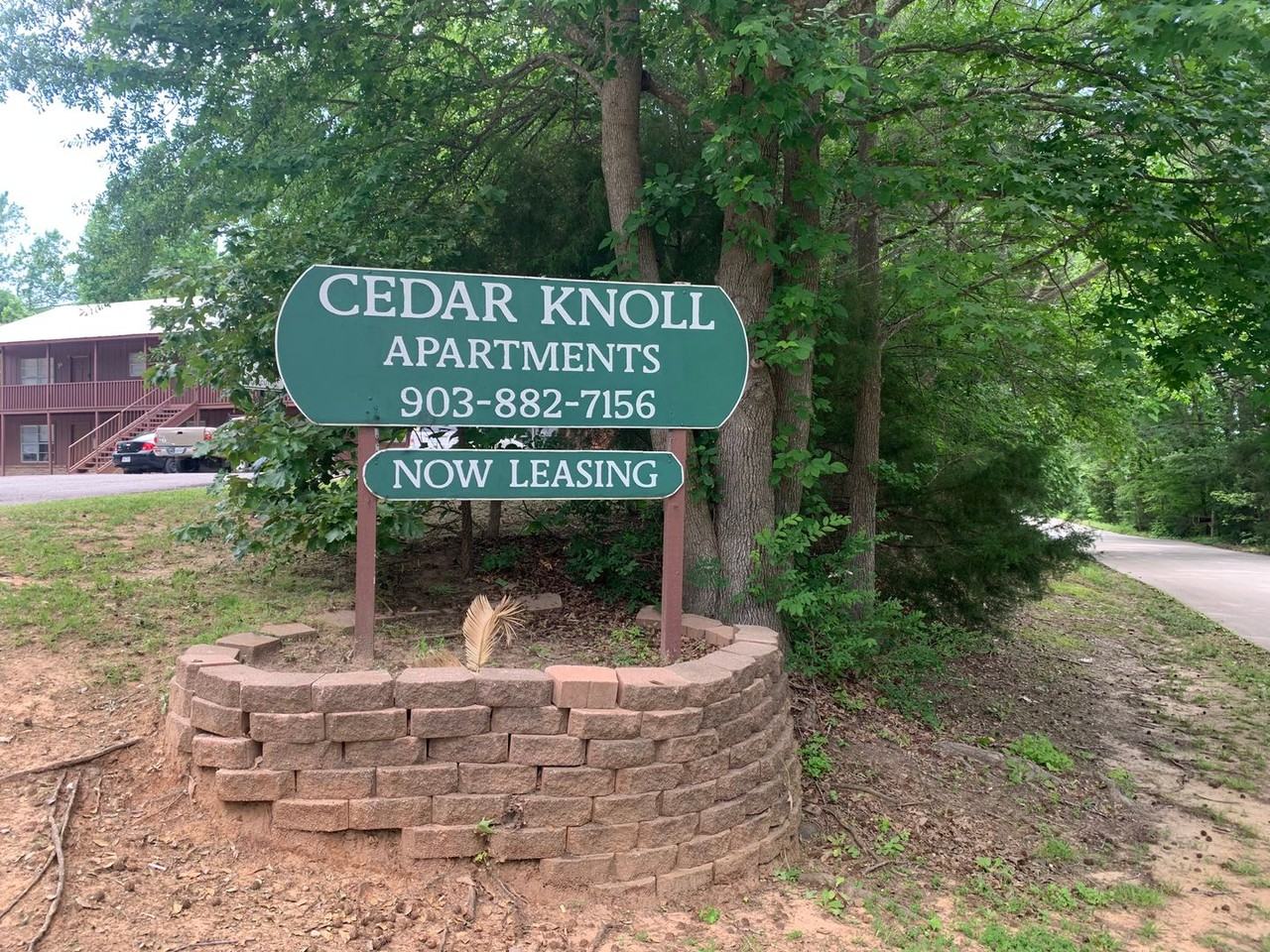 Cedar Knoll Apartments - Photo 3 of 11