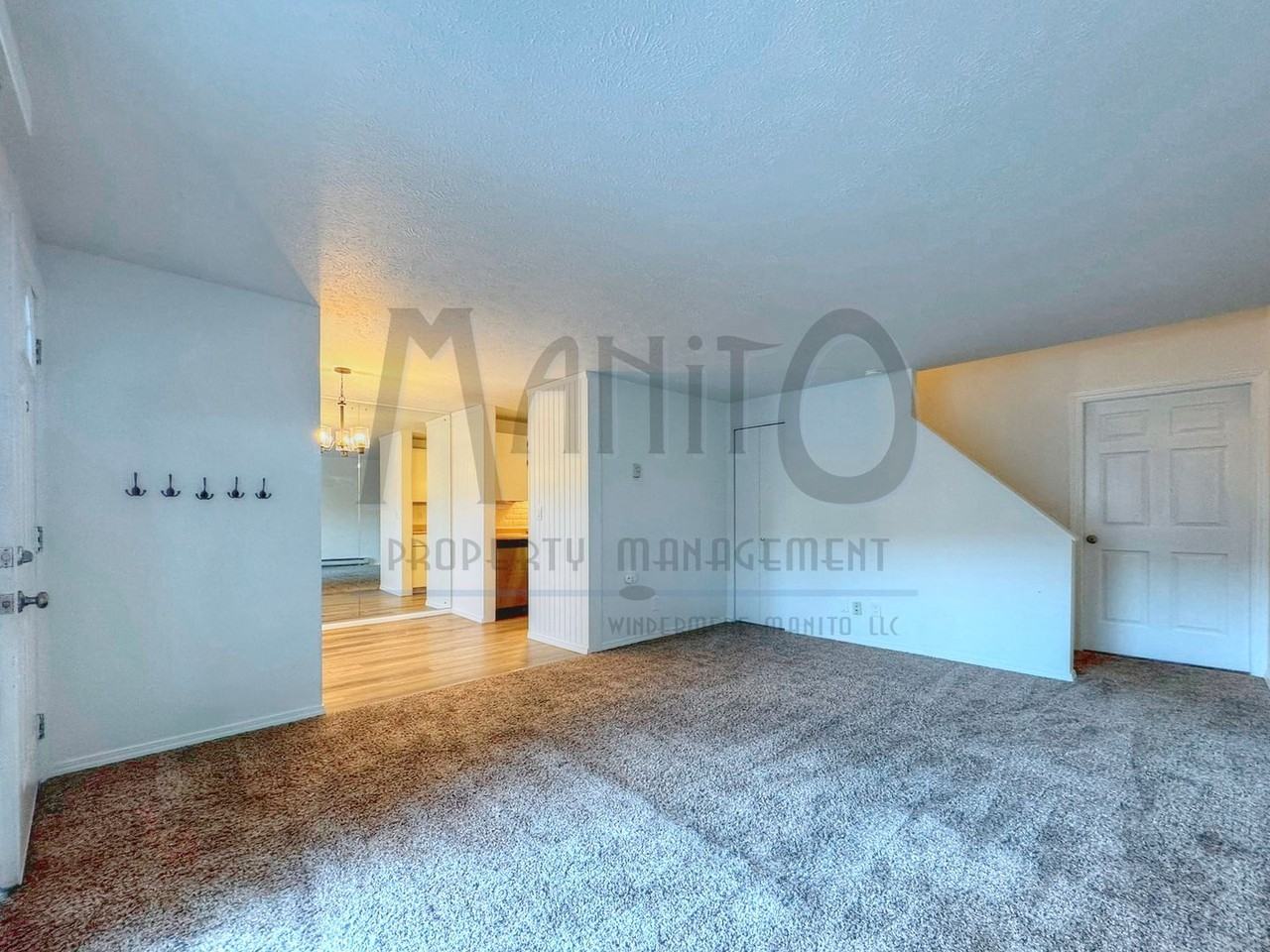 4508 S Sheri Ct - Photo 3 of 20