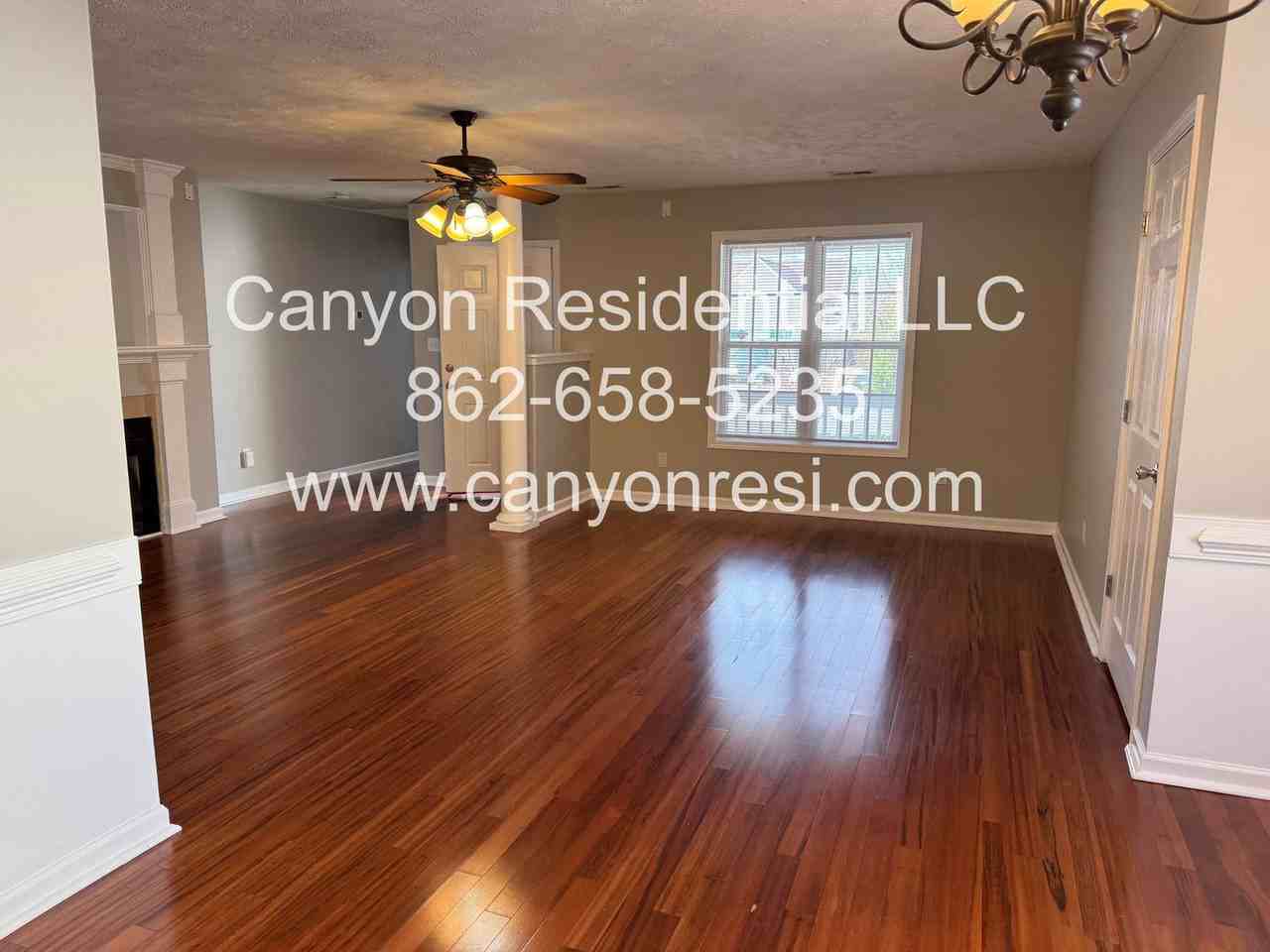 5629 Thackeray Dr - Photo 5 of 17