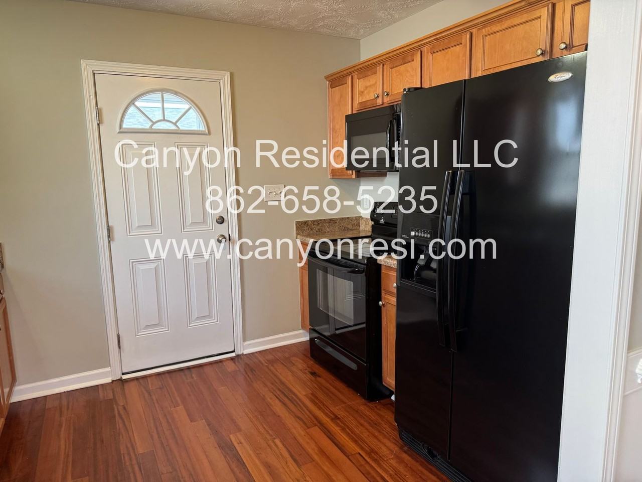 5629 Thackeray Dr - Photo 6 of 17