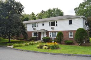 featured image of 10 Nashawannuck St