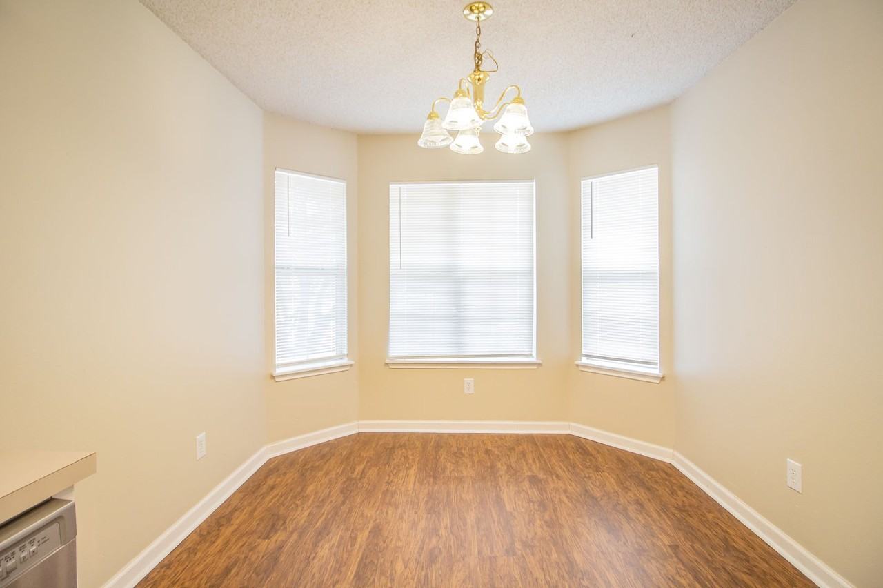 1815 79th St - Photo 6 of 20