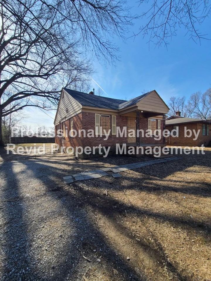 1245 Elliston Rd - Photo 2 of 19