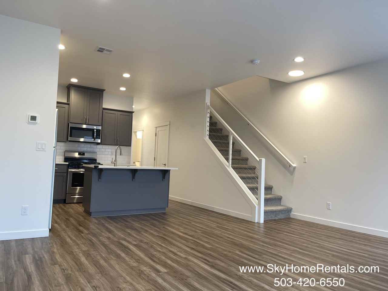 6181 Blue River Drive Southeast - Photo 4 of 19