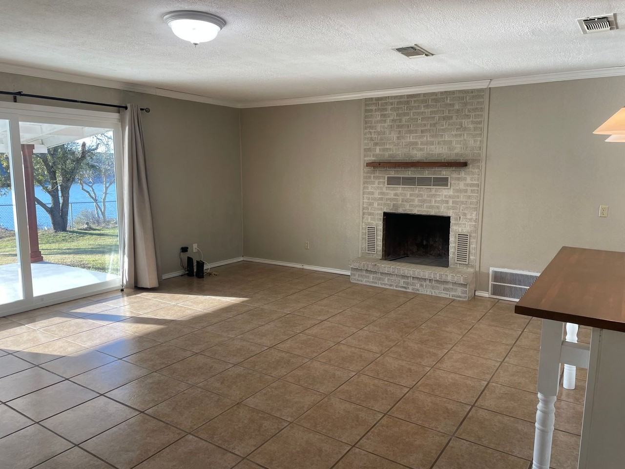 3560 Yaupon Rd - Photo 3 of 22