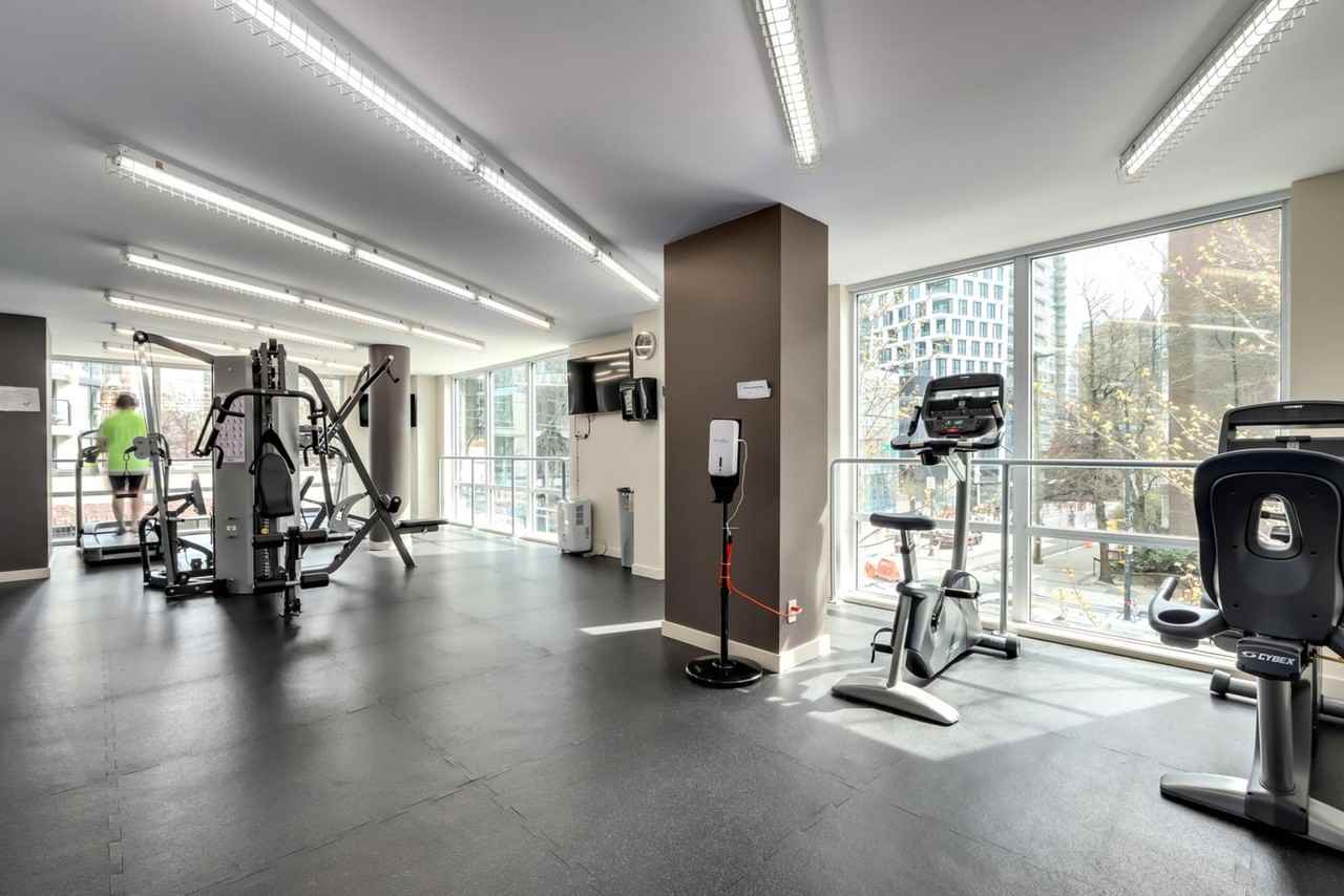 1009 Harwood Street #509 - Photo 7 of 15