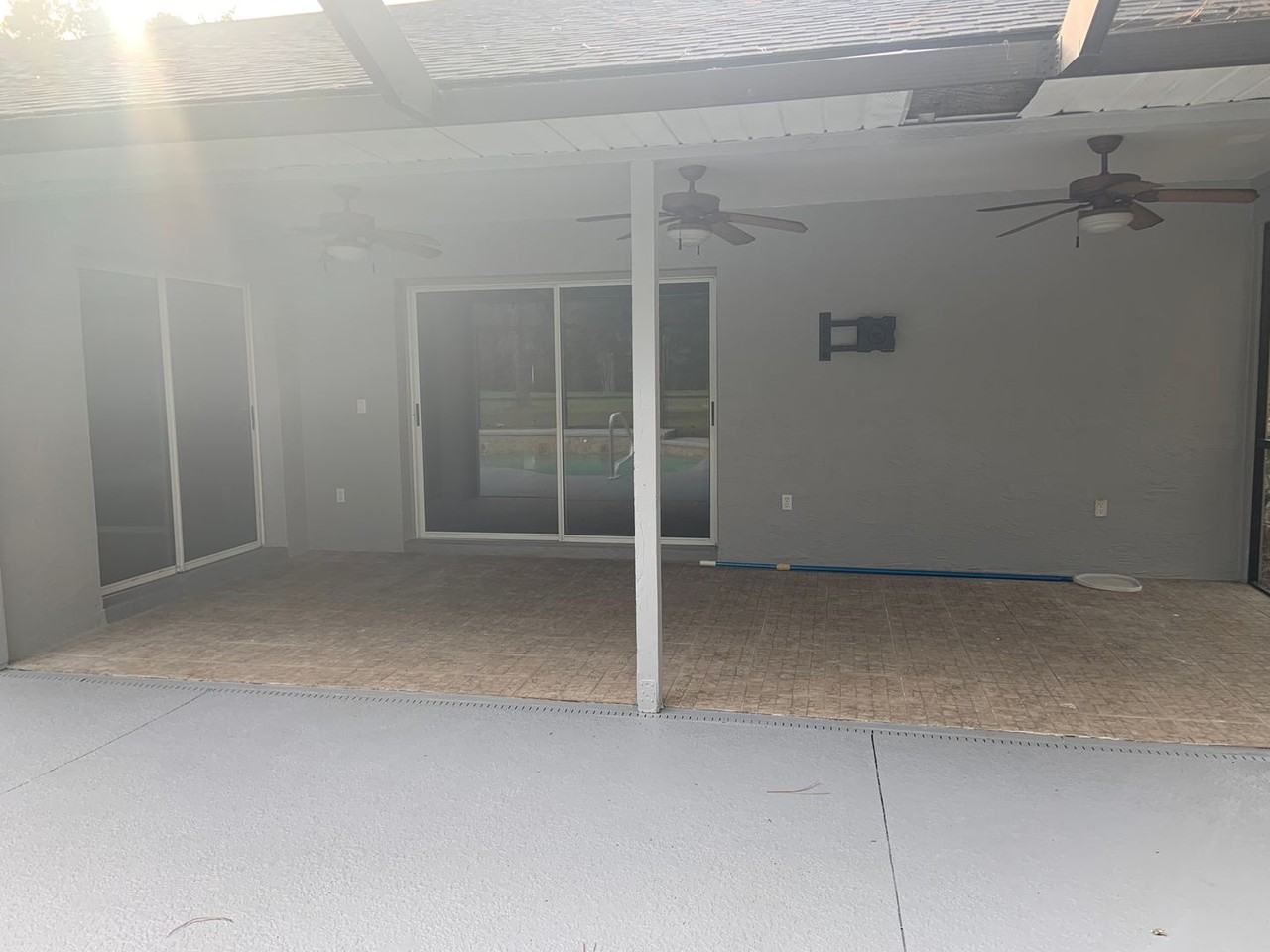 27 Egan Dr - Photo 4 of 18