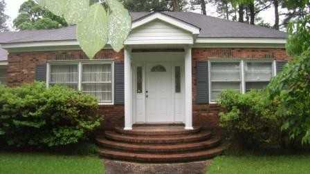 275 Pine Wood Rd - Photo 2 of 20