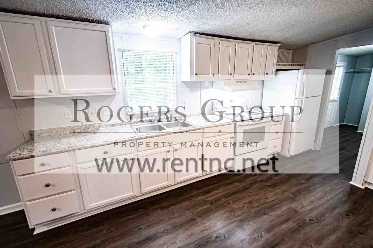 4135 Hight Rd - Photo 3 of 12