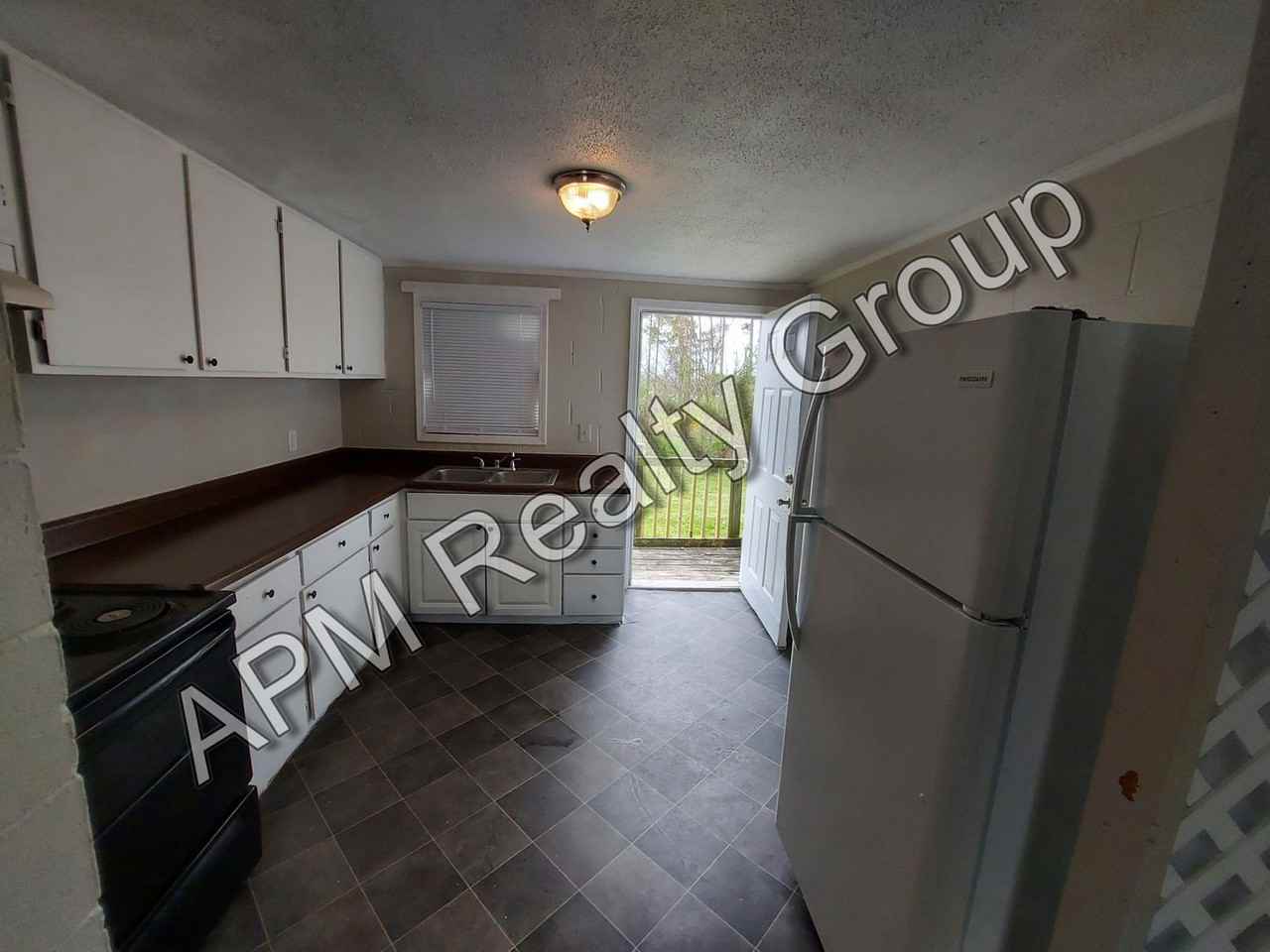 2718 Howell Ct Apt B - Photo 7 of 7