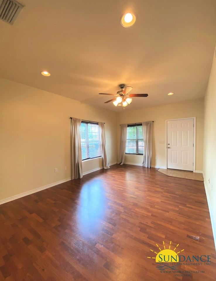 1480 Bentley Cir - Photo 2 of 15