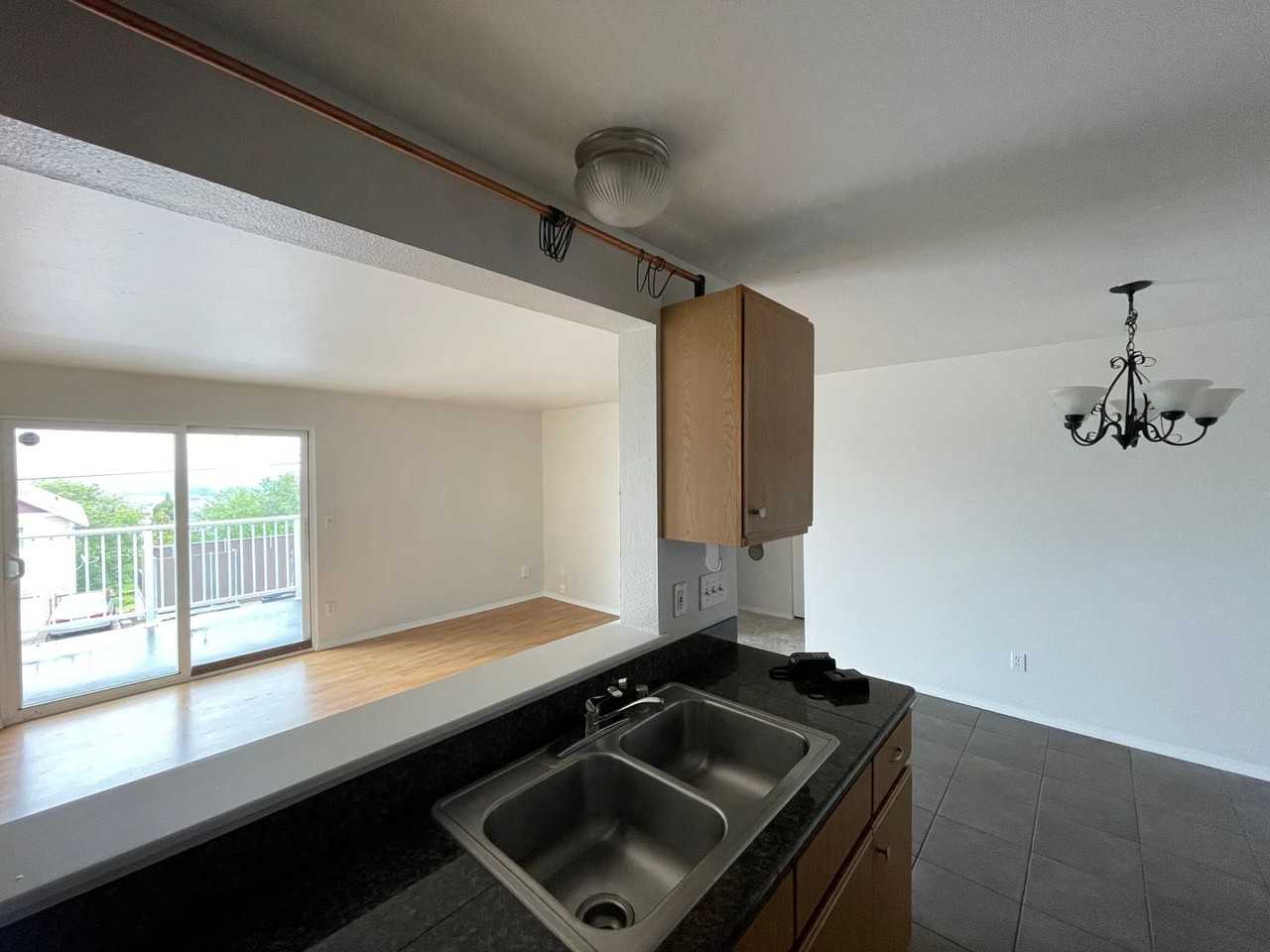 1919 South I Street #7 - Photo 5 of 12