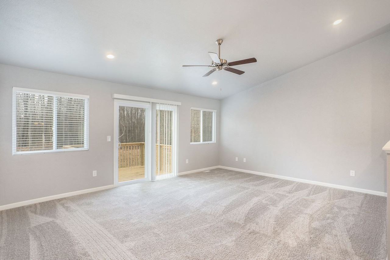 155 Greenly St - Photo 6 of 24
