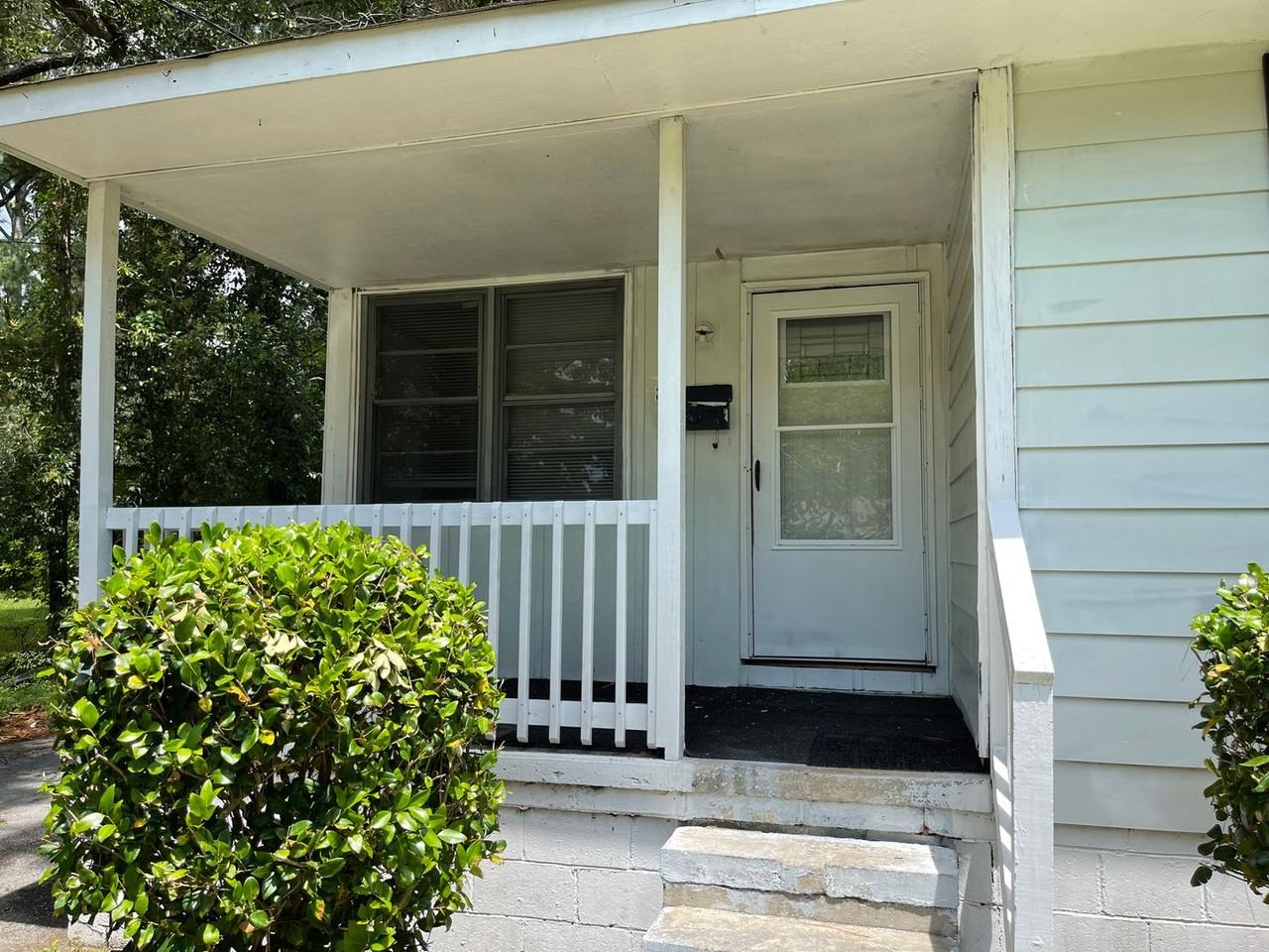 206 York St - Photo 2 of 25