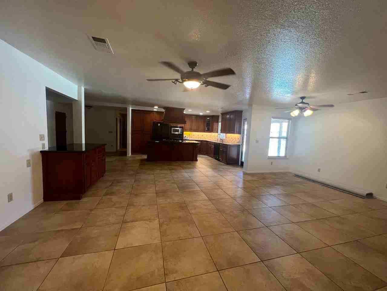 2618 14th Ave - Photo 6 of 31
