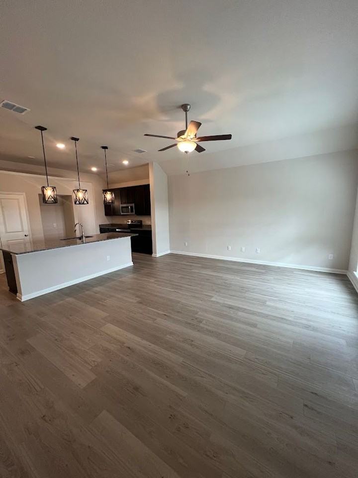 3809 Centerfire Rd - Photo 2 of 20