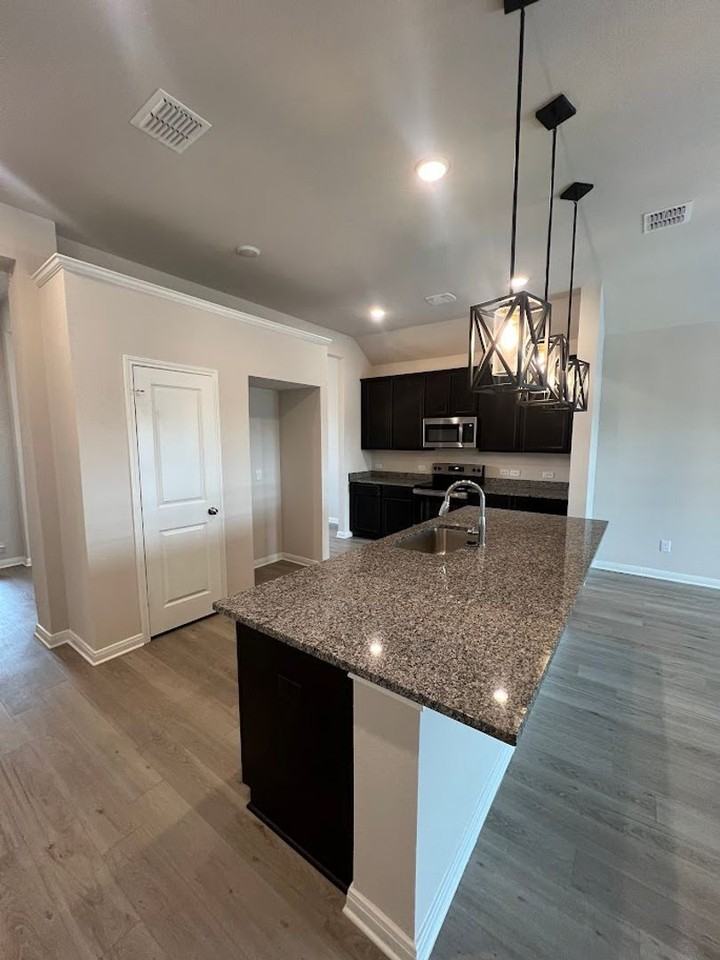 3809 Centerfire Rd - Photo 6 of 21
