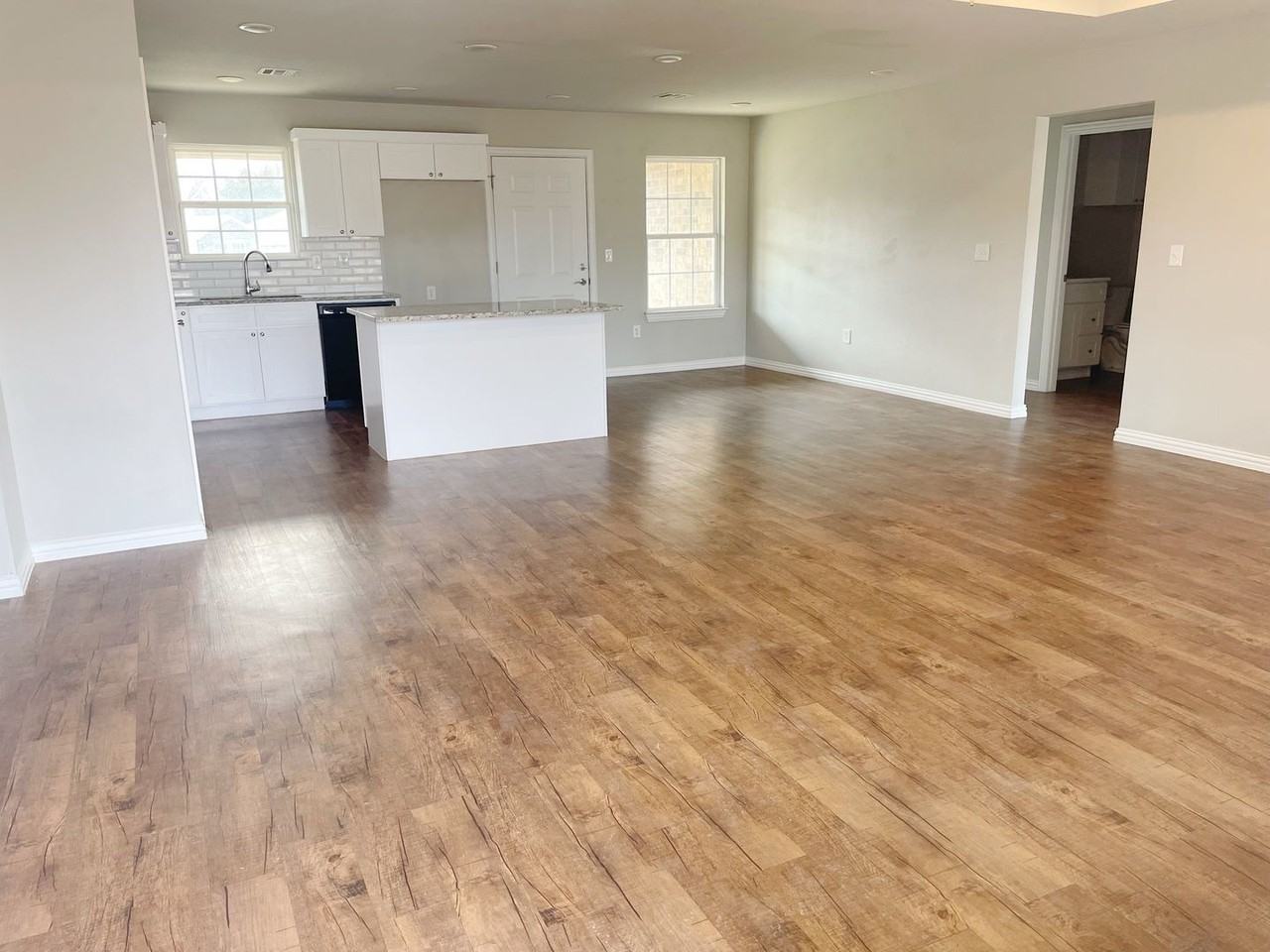 607 Horse Run - Photo 2 of 18