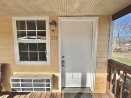 featured image of Pine Ln