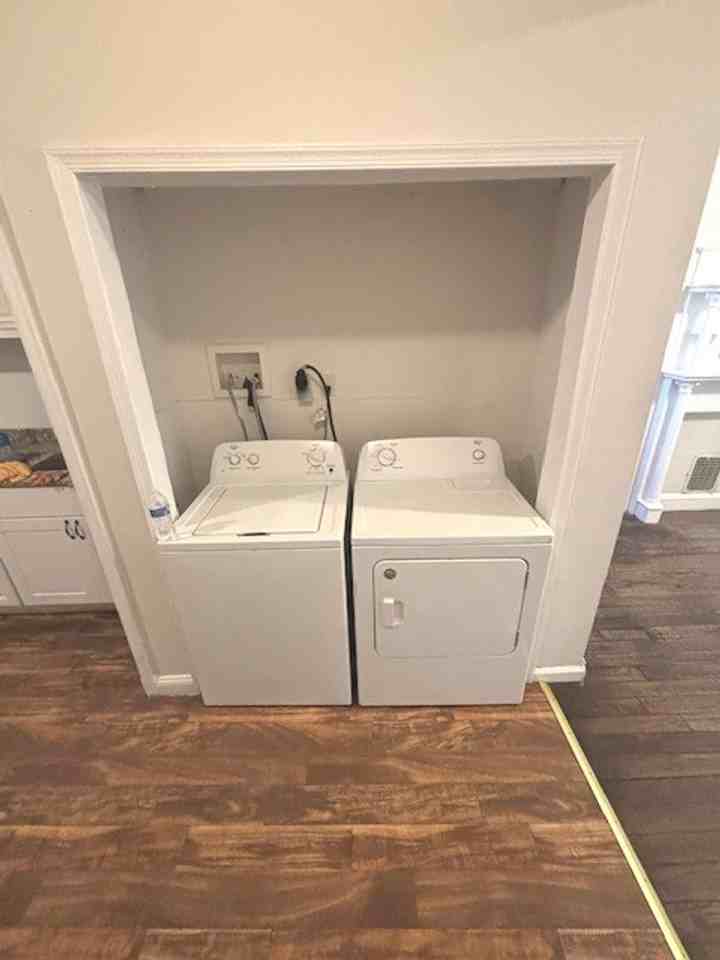 2518 W Fairmount Ave - Photo 4 of 23