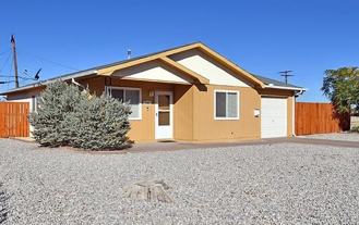 505 Scenic Dr - Photo 1 of 1