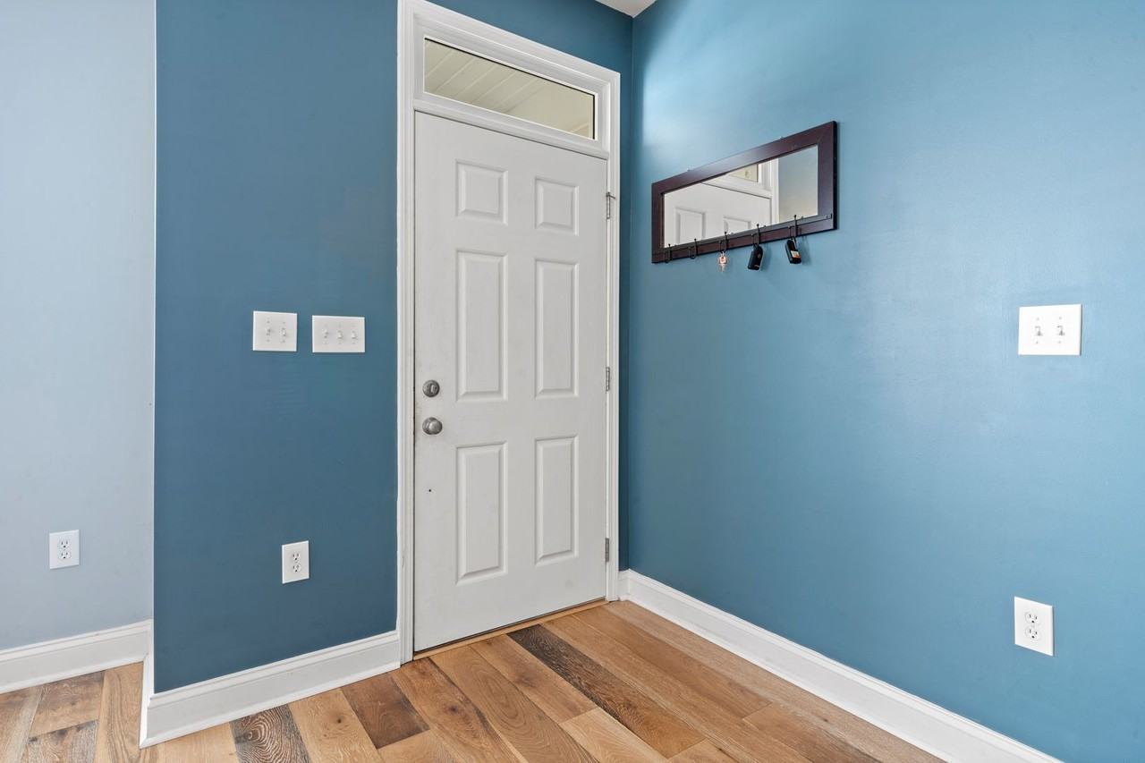 6441 Terrace View Ct - Photo 4 of 26