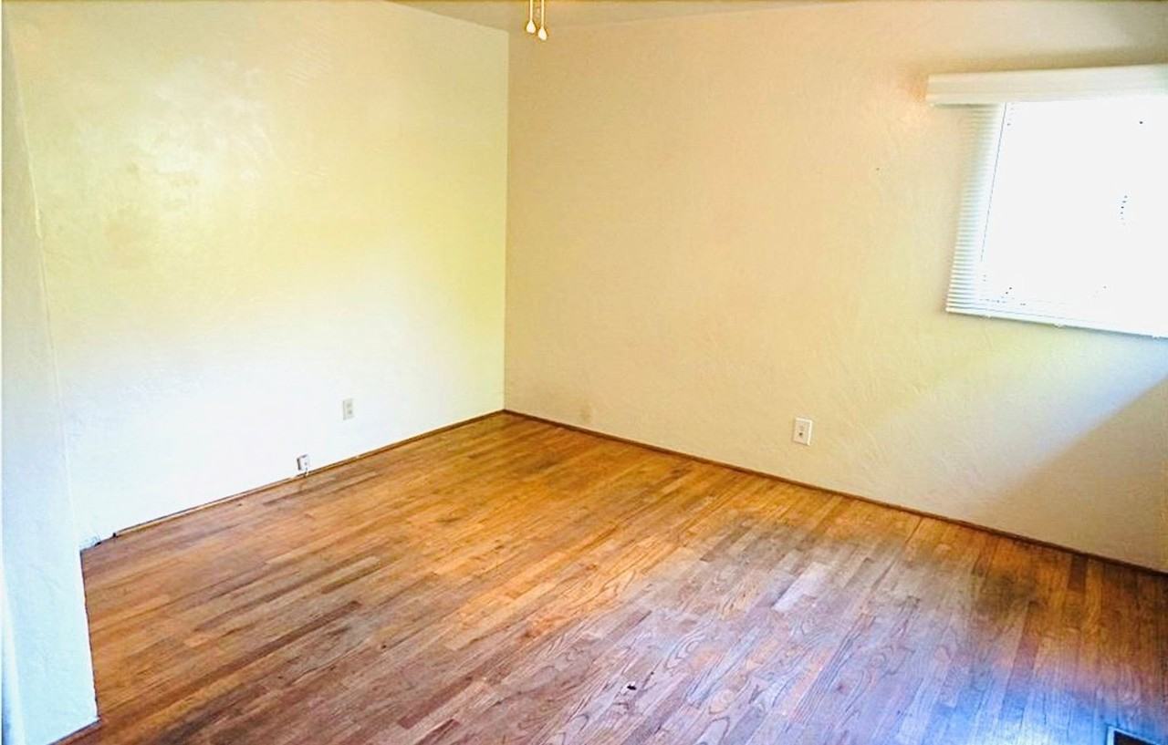502 W Sacramento Ave - Photo 6 of 9